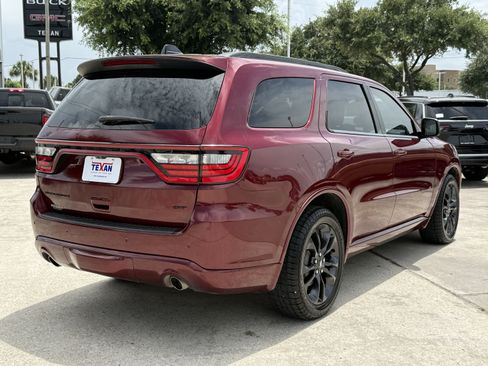 Used 2023 Dodge Durango GT RWD image 5