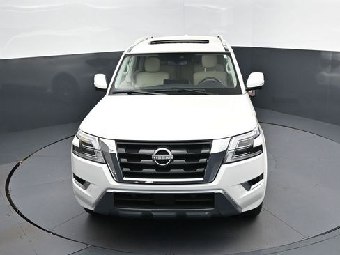 Used 2024 Nissan Armada SL w/ Captain's Chairs Package RWD image 40