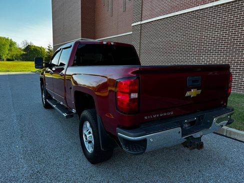 Used 2018 Chevrolet Silverado 2500 LT w/ LT Convenience Package AWD/4WD image 6