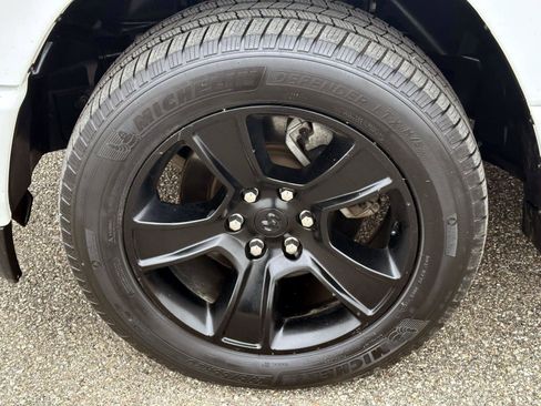 Used 2021 RAM 1500 Big Horn image 8