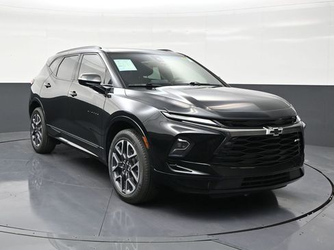 Used 2023 Chevrolet Blazer RS w/ Enhanced Convenience Package FWD image 7