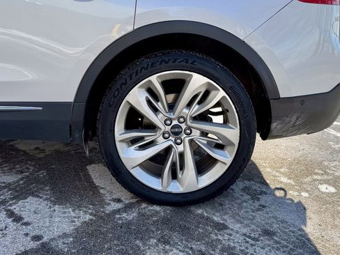 Used 2017 Lincoln MKX Reserve w/ Driver Assistance Package image 39