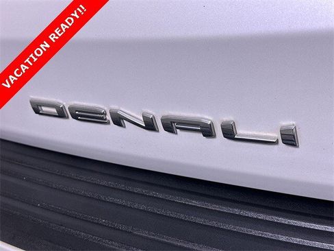 Used 2024 GMC Yukon XL Denali w/ Max Trailering Package image 32