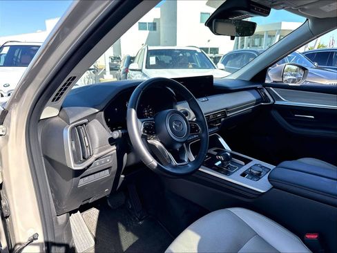 Used 2025 MAZDA CX-90 Plug-In Hybrid w/ Preferred AWD/4WD image 17