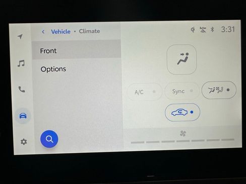 Used 2025 Toyota Camry SE image 32