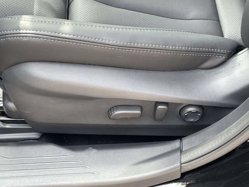 Certified 2025 Subaru Outback Limited w/ Popular Package #2 AWD/4WD image 19