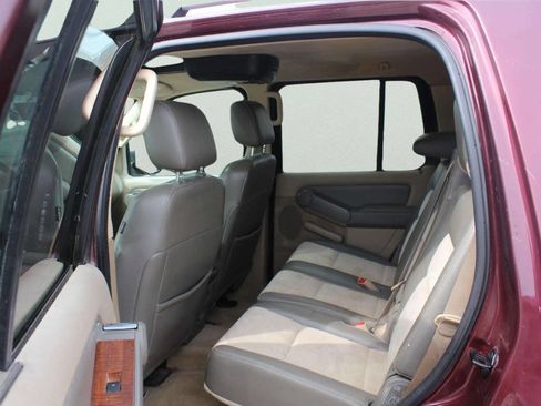 Used 2007 Ford Explorer Eddie Bauer AWD/4WD image 6