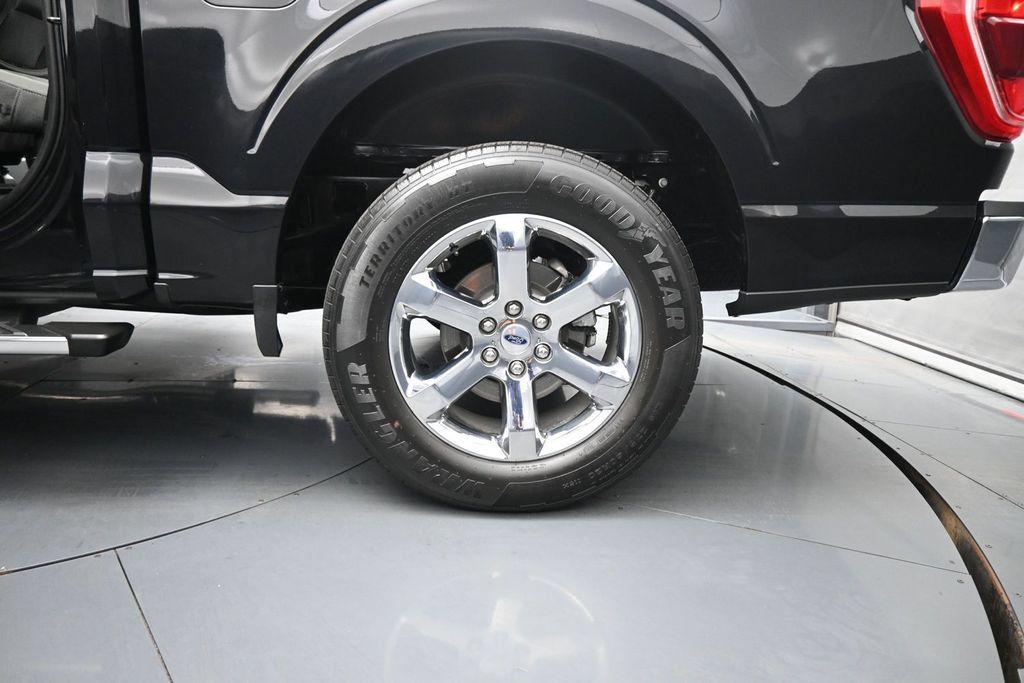 Used 2023 Ford F150 XLT w/ Equipment Group 302A High RWD image 19