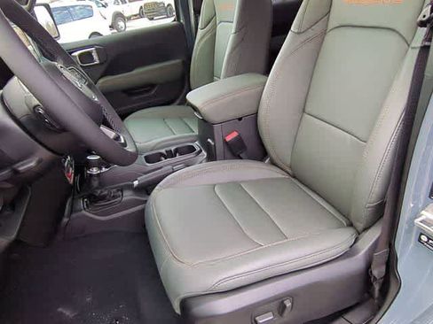 New 2026 Jeep Gladiator Mojave image 17