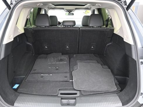 Used 2023 Nissan Rogue SV w/ SV Premium B Package AWD/4WD image 24