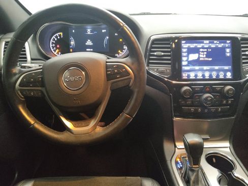 Used 2022 Jeep Grand Cherokee Laredo X image 22