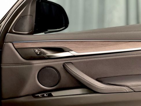 Used 2019 BMW X6 xDrive35i w/ M Sport Package image 42