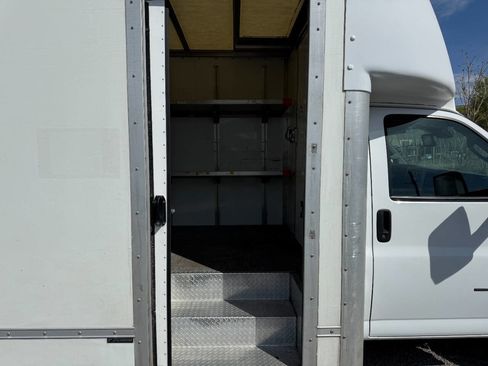 Used 2021 Chevrolet Express 3500 w/ Power Convenience Package image 21