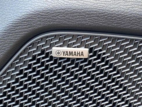 New 2025 Mitsubishi Outlander SE image 12