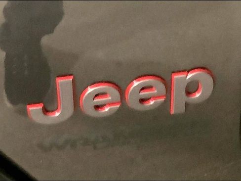 Used 2021 Jeep Wrangler Unlimited Rubicon AWD/4WD image 9
