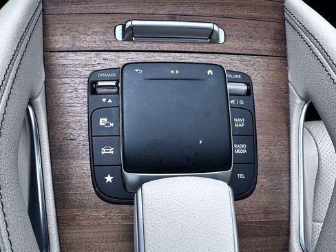 Used 2022 Mercedes-Benz GLE 350 GLE 350 image 24