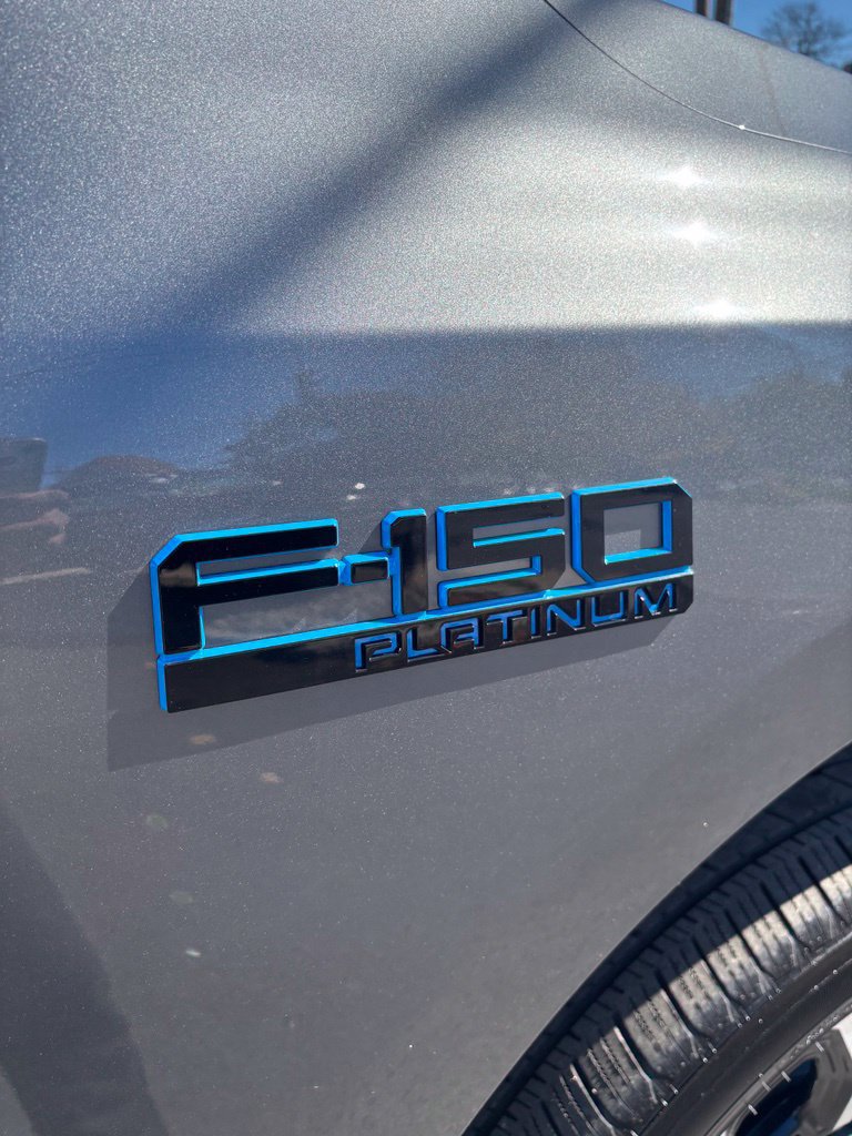 Used 2024 Ford F150 Lightning Platinum AWD/4WD image 9