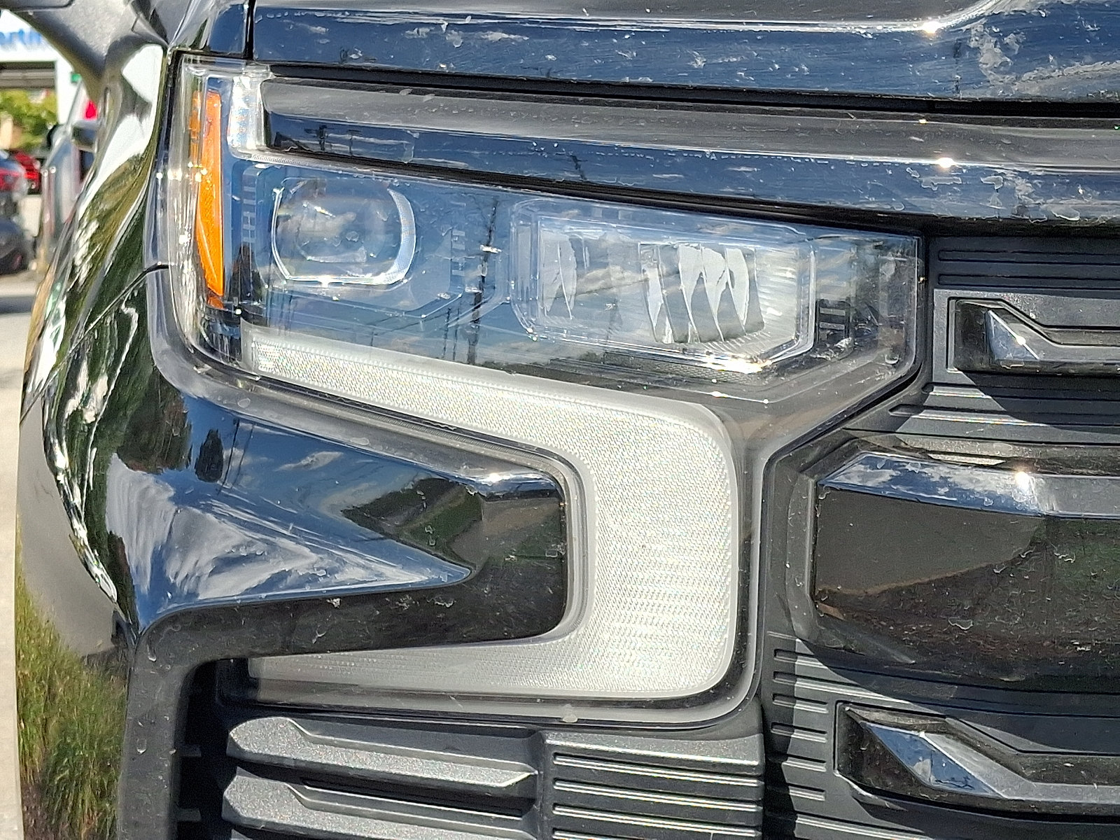 Used 2025 Chevrolet Silverado 1500 LT Trail Boss w/ LT Trail Boss Premium Package AWD/4WD image 7