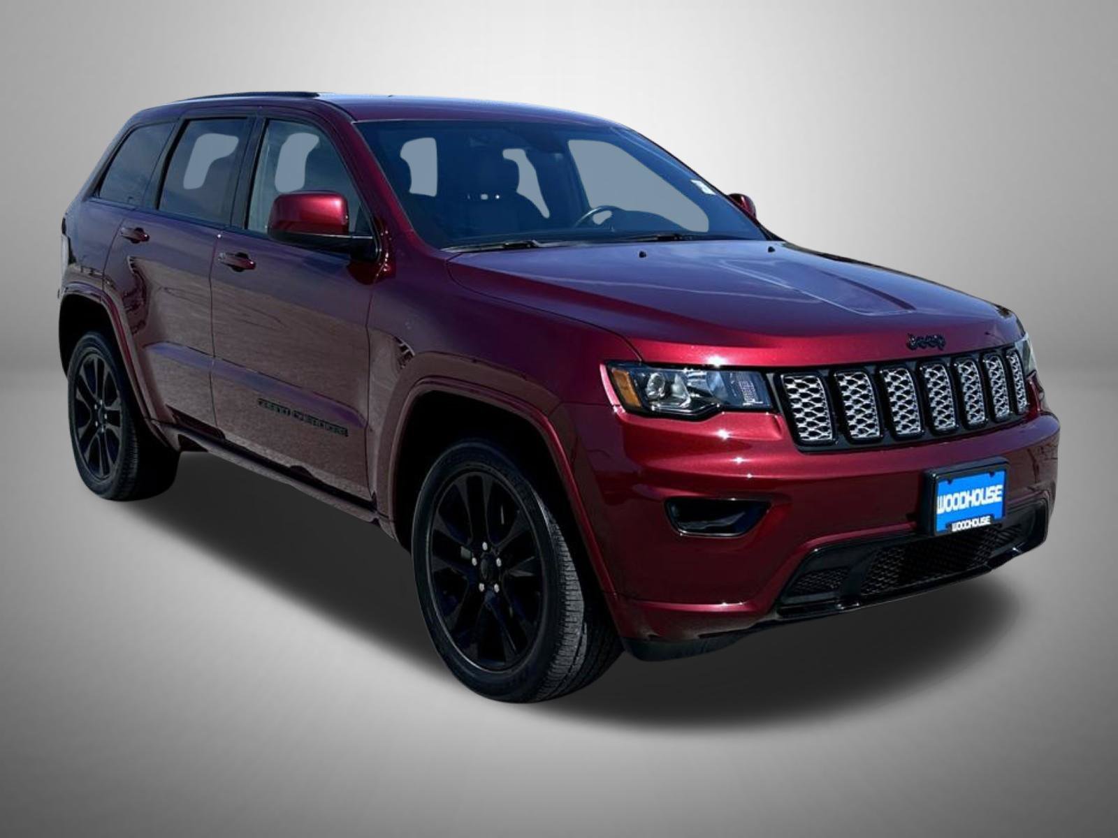 Used 2021 Jeep Grand Cherokee Laredo X AWD/4WD image 4