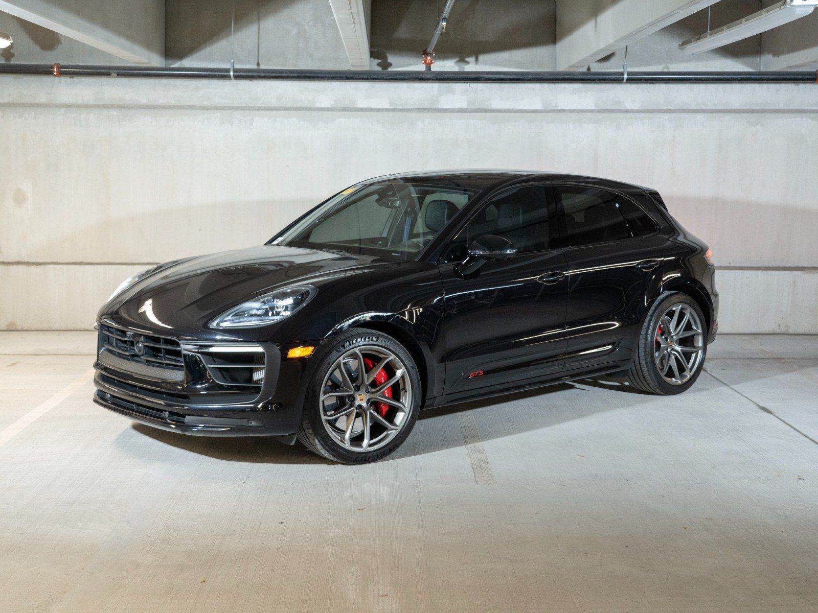 Used 2024 Porsche Macan GTS AWD/4WD image 1