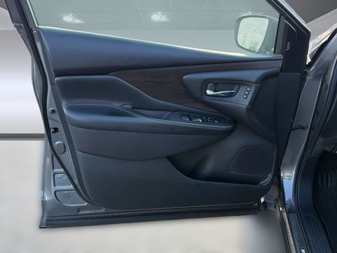 Used 2021 Nissan Murano Platinum w/ Cargo Package FWD image 16