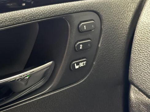 Used 2019 Honda Pilot Touring image 36