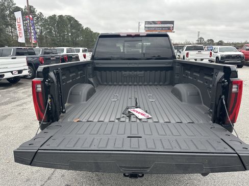New 2025 GMC Sierra 2500 Denali image 18