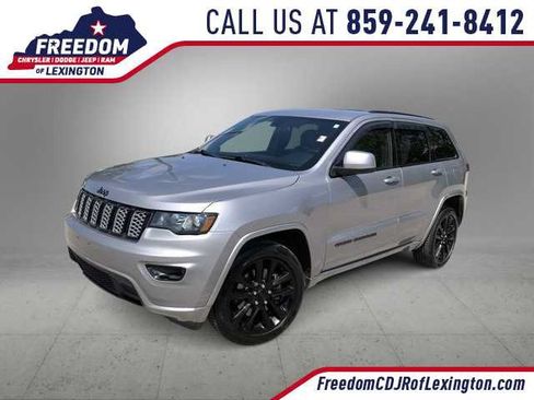 Certified 2021 Jeep Grand Cherokee Laredo X RWD image 1