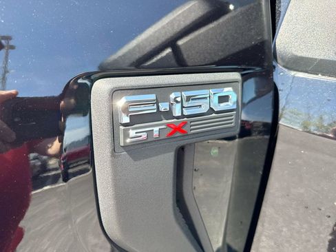 Used 2022 Ford F150 XL w/ STX Appearance Package AWD/4WD image 26