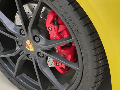 Used 2018 Porsche 718 Cayman GTS RWD image 14