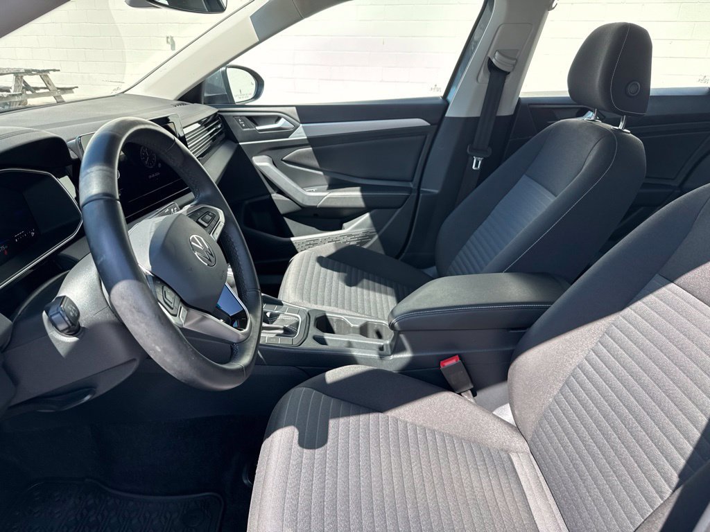 Certified 2025 Volkswagen Jetta S FWD image 18