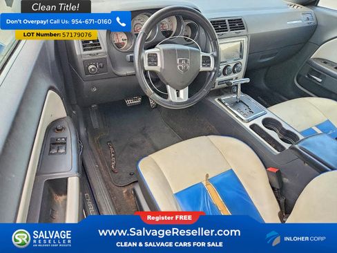Used 2011 Dodge Challenger SRT8 RWD image 11