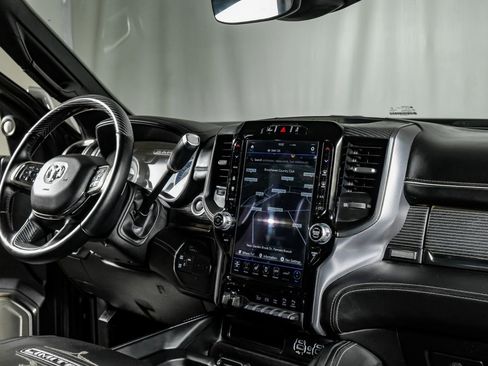 Used 2020 RAM 2500 Limited image 23