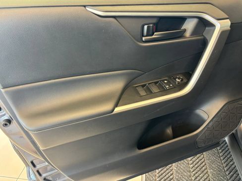 Used 2023 Toyota RAV4 LE AWD/4WD image 13