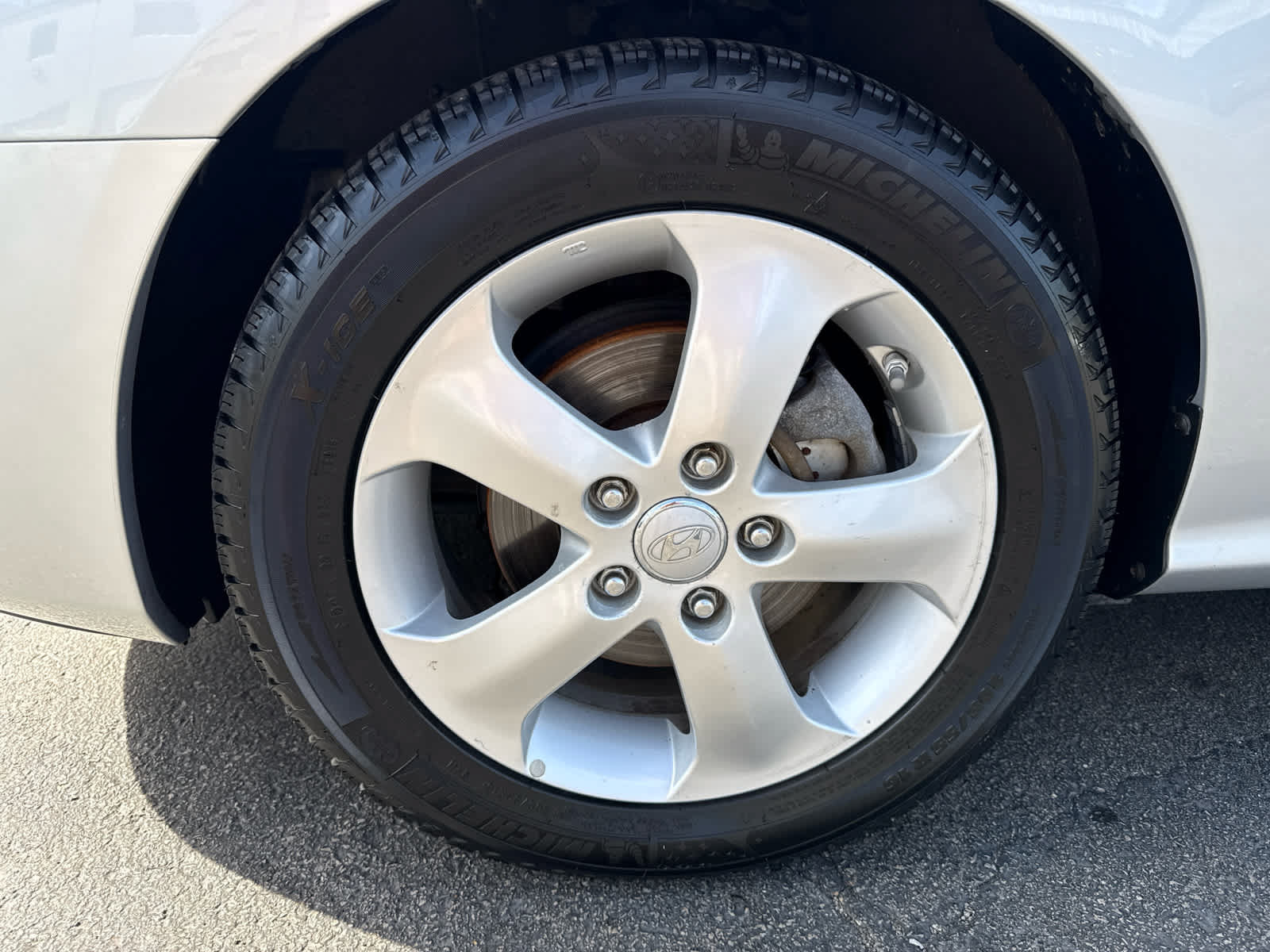 Used 2009 Hyundai Elantra SE FWD image 9