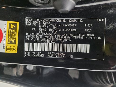 Used 2019 Toyota Highlander LE AWD/4WD image 33