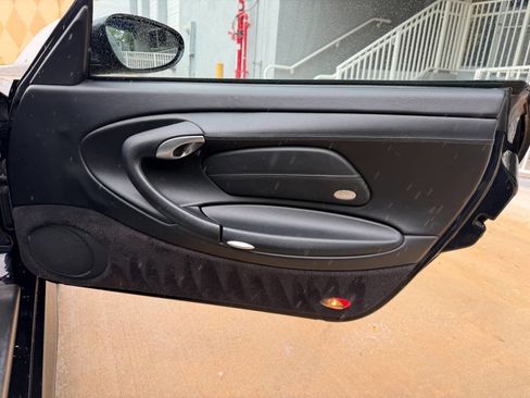 Used 2001 Porsche 911 Turbo image 17