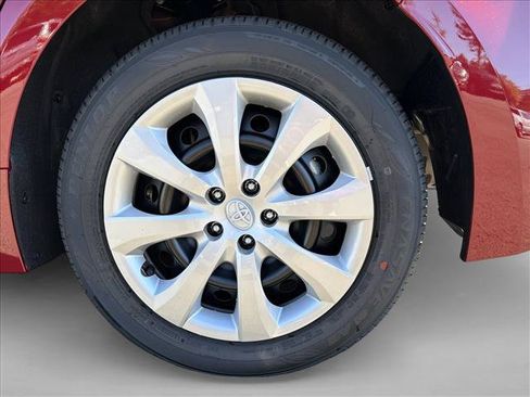 Used 2026 Toyota Corolla LE FWD image 9