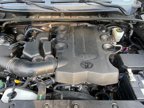 Used 2016 Toyota 4Runner Limited image 60