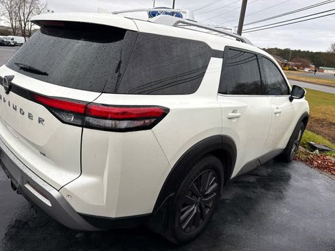 Used 2023 Nissan Pathfinder SL w/ SL Premium Package image 27
