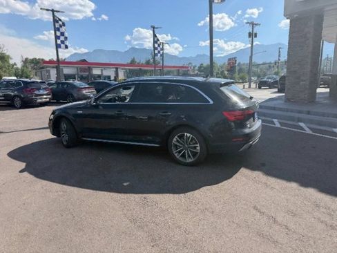 Used 2017 Audi A4 2.0T allroad Prestige w/ Prestige Package AWD/4WD image 4