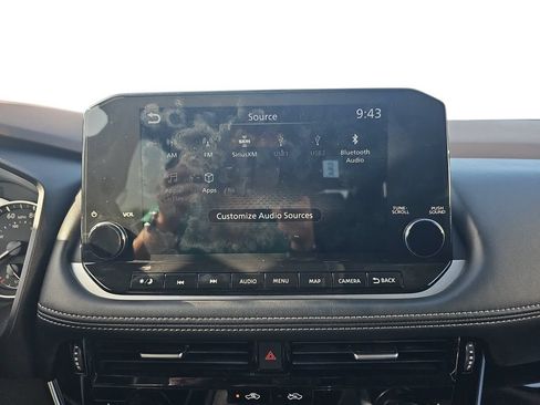 Used 2023 Nissan Rogue SL w/ SL Premium Package FWD image 21