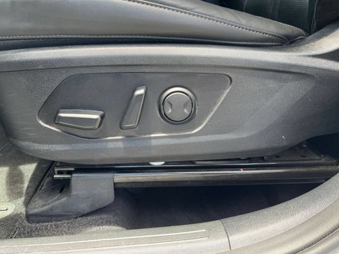 Used 2024 Kia Sorento S FWD image 22