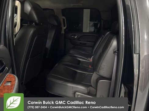 Used 2011 GMC Sierra 1500 SLT w/ SLT Convenience Package AWD/4WD image 12