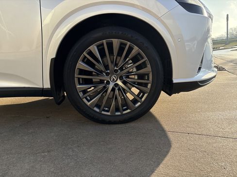 Used 2026 Lexus RX 350 AWD w/ Convenience Package image 13