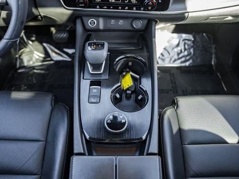 Certified 2022 Nissan Rogue SV w/ SV Premium Package image 25