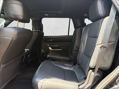 Certified 2024 Toyota Sequoia Platinum AWD/4WD image 23