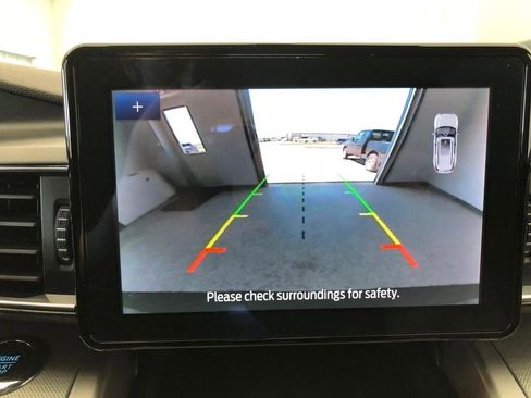 Used 2022 Ford Explorer XLT w/ Equipment Group 202A image 19