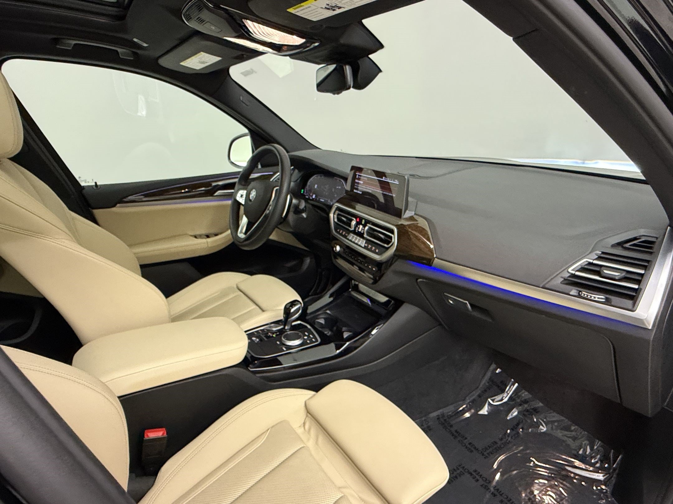 Certified 2024 BMW X3 sDrive30i w/ Convenience Package RWD image 31