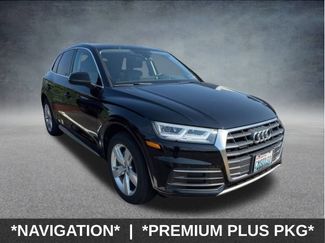 Used 2018 Audi Q5 2.0T Premium Plus w/ Premium Plus Package image 1